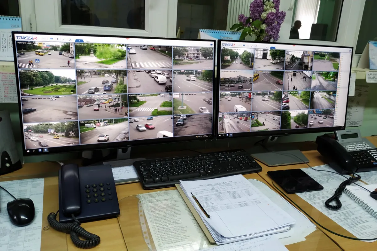 У Чернігові державні виконавці через камери «Безпечного міста» знаходять арештовані за борги авто