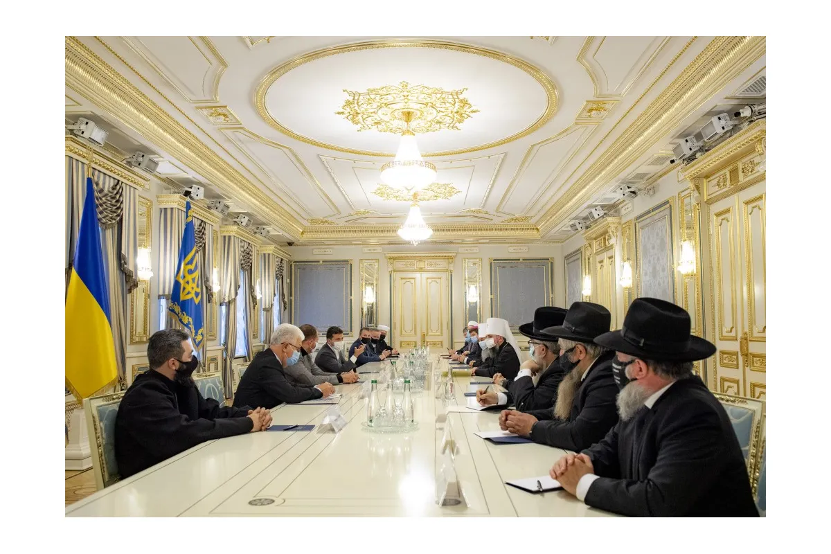 Президент призвал религиозных лидеров Украины помочь обезопасить граждан от распространения COVID-19