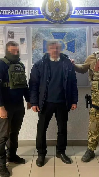 ​На Київщині за допомогу окупантам затримали селищного старосту 