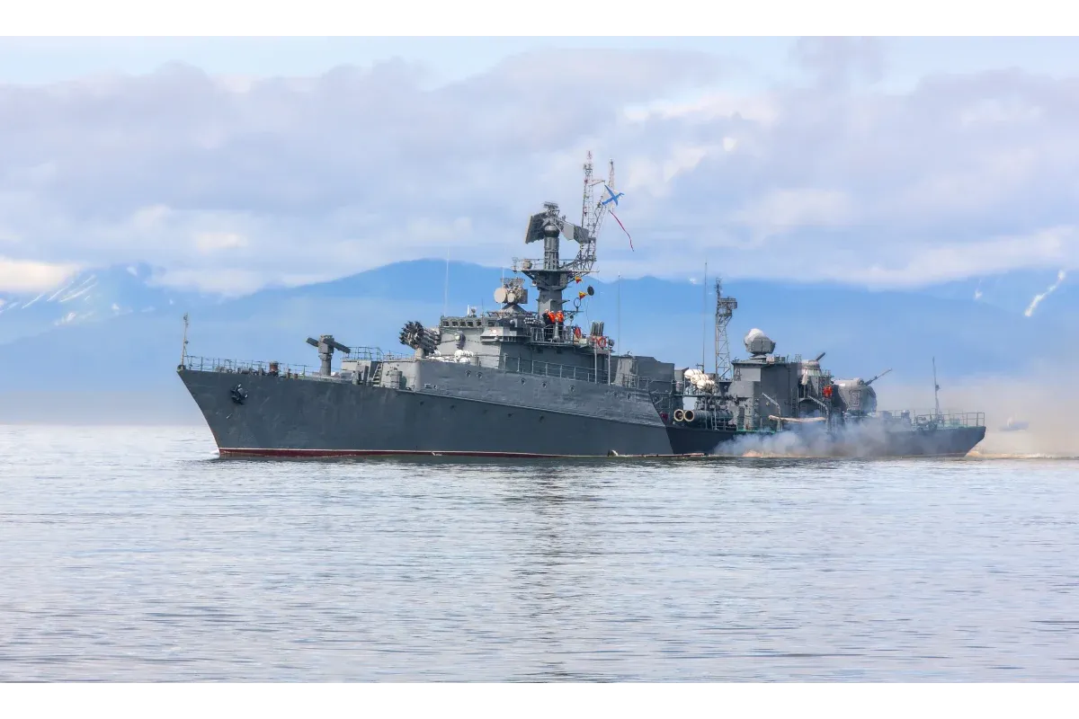 Міноборони України повідомило, що від 21 липня всі судна в акваторії Чорного моря, які прямують до тимчасово окупованих територій України, вважатимуть як такі, що перевозять вантажі воєнного призначення