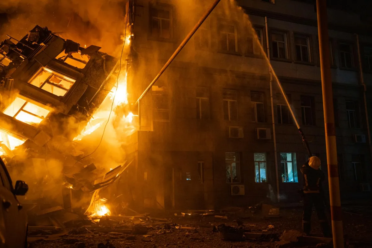 Внаслідок нічної атаки по Одесі постраждали 8 людей