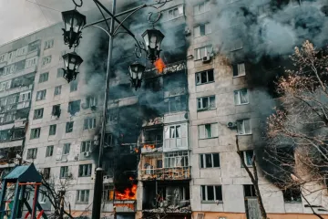 ​Російське вторгнення в Україну : Через росіян зникло світло у всьому Сєвєродонецьку 