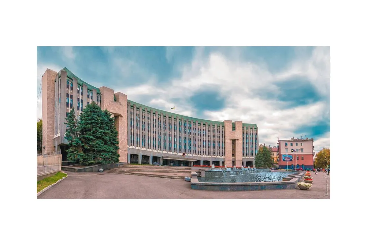 Всеукраїнський рейтинг: міськрада Дніпра стала відкритішою