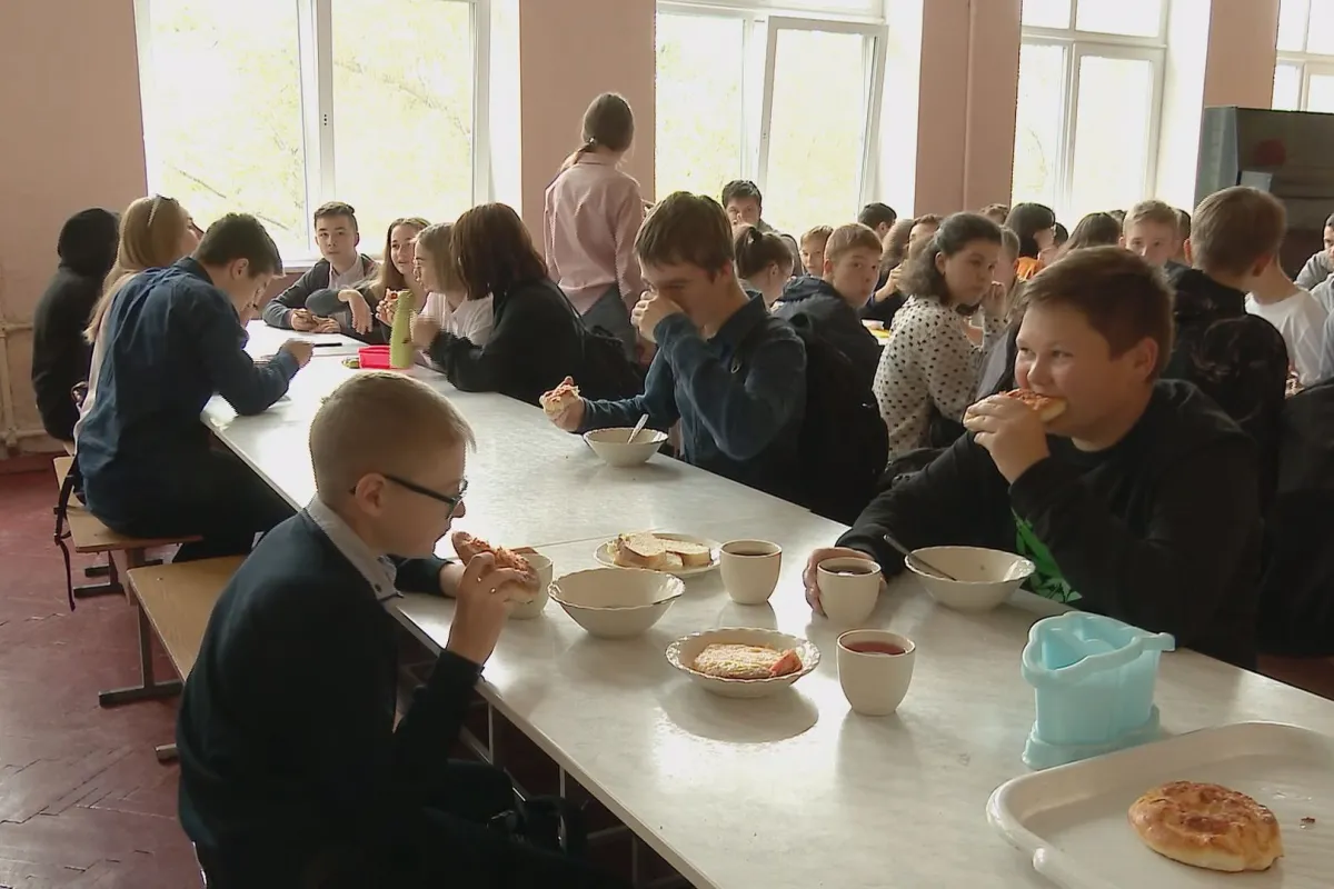 У школах Дніпра діти-пільговики харчуються гірше, ніж інші учні?