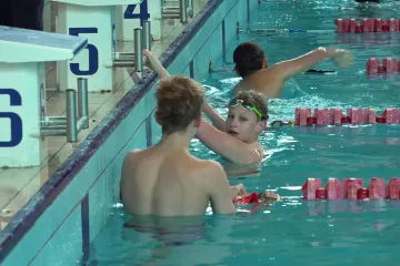 ​У Дніпрі завершився чемпіонат міста з плавання
