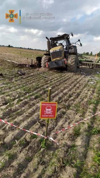 ​На Київщині трактор наїхав на вибухівку
