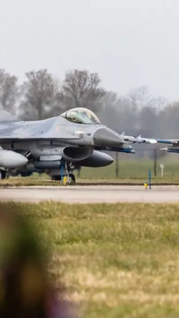 ​Навчання українських пілотів на F-16 вже почались, — глава дипломатії ЄС