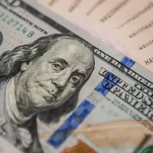 ​Долар в Україні злетить до 50 гривень: експерти дали прогноз