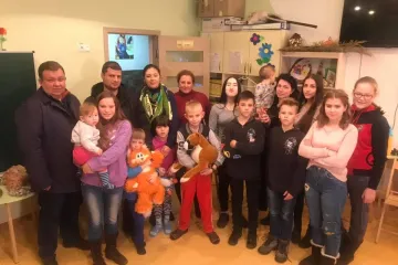 ​У Дніпрі центр соціального напрямку "Добре вдома" отримав допомогу та подарунки для своїх вихованців.(Відео)