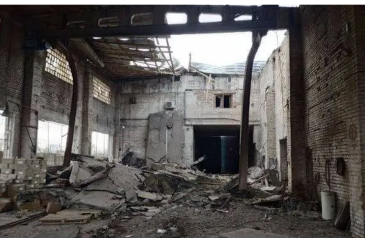 Згоріло все: як виглядає військова база росіян під Мелітополем після обстрілу ЗСУ (фото)