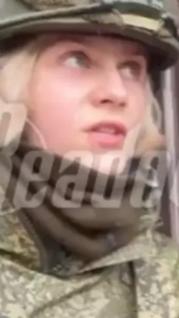 ​Російська пропагандистка замість репортажу отримала випадковий снаряд (відео)