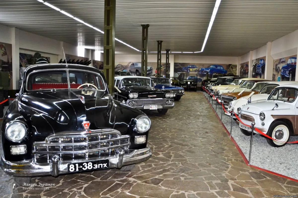 Єдиний у своєму роді музей автівок в Дніпрі!