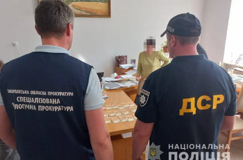В Закарпатской области один из руководителей опытной станции НААН попался на взятке