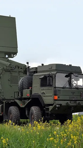 ​Німеччина передала Україні радар ППО TRML-4D, дрони й автомобільну техніку