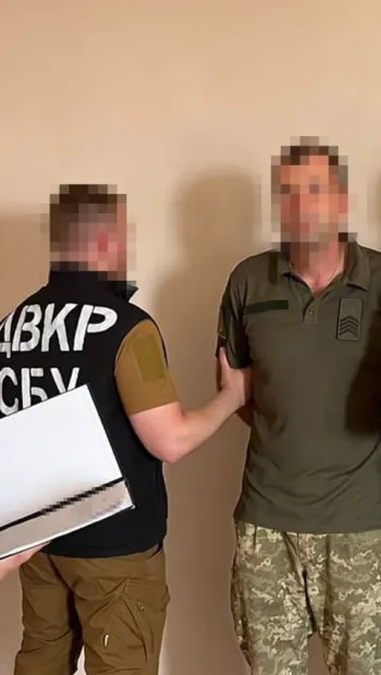​СБУ затримала ще одного «крота» в ЗСУ, який шпигував за українськими бойовими літаками і бронемашинами «MaxxPro»