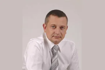 ​Фігурант корупційних скандалів та колишній “регіонал” Ілля Діков хоче знову стати мером Вишневого - від “Слуги народу” \