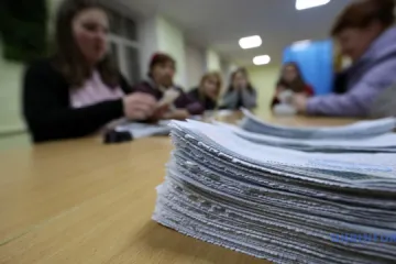 ​Київщина: За фальсифікацію протоколу поліція оголосила підозру секретарю виборчої комісії