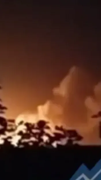 ​Нічна "бавовна" на Донеччині: у окупантів згорів склад БК в Кальміуську (відео)