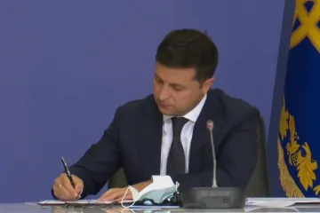 ​Владимир Зеленский подписал указ о неотложных мерах по стабилизации ситуации в энергетической сфере и развитию ядерной энергетики