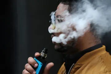​Дослідники виявили нову небезпеку електронних сигарет
