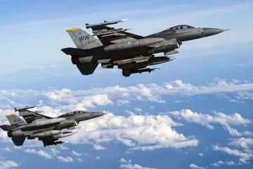 ​Пентагон: Україна отримає перші винищувачі F-16 вже цього року