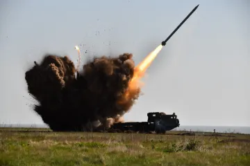 ​росіяни за день завдали по Україні 53 ракетних удари