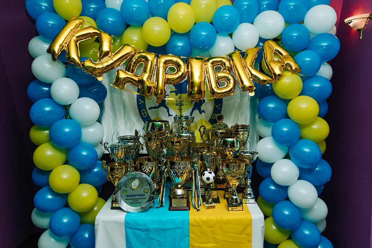 Футбольний клуб "Кудрівка" за 2021 рік здобув 18 трофеїв