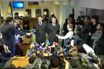 ​Суд визнав винним В. Януковича у вчиненні державної зради та пособництва у веденні агресивної війни та призначив покарання у виді 13 років позбавлення волі