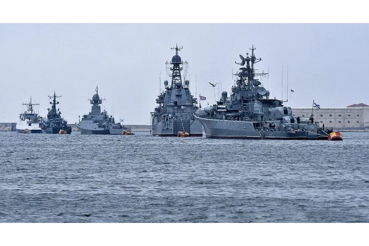Російське вторгнення в Україну : У Чорному морі наразі перебуває 8 носіїв крилатих ракет "Калібр"