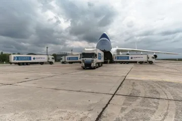 ​В Україну доставлено понад 111 тонн медичного вантажу з Китаю