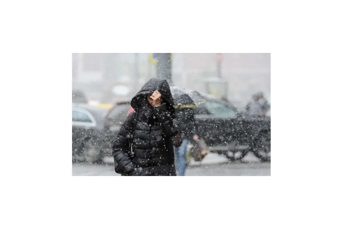 На Україну насувається циклон із мокрим снігом та потужним вітром