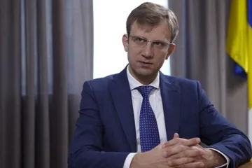 ​Звільнений зі скандалом екс-голова АРМА Антон Янчук зосередився на махінаціях у деклараціях