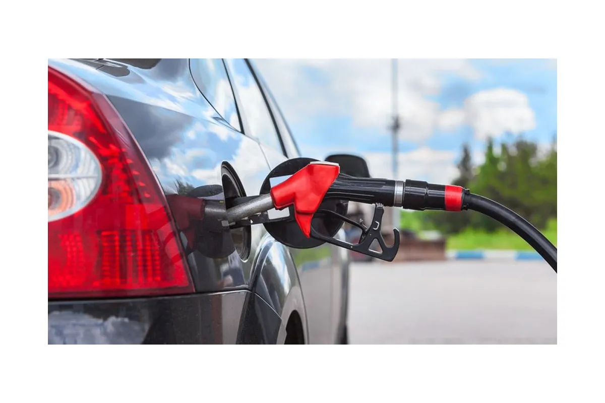 Чи варто чекати на різке зростання бензину та дизелю?