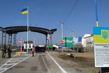 ​Російське вторгнення в Україну : «Міст був замінований»: у ЗСУ пояснили, як росіяни прорвалися з Криму на початку війни