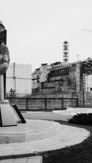 ​День пам'яті Чорнобильської трагедії: 26 квітня українці відзначають 37-му річницю аварії на ЧАЕС