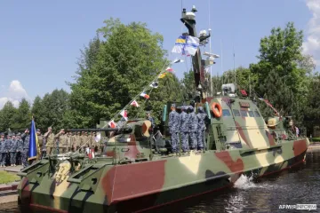 ​До складу ВМС Збройних Сил України ввели малий броньований артилерійський катер "Буча"