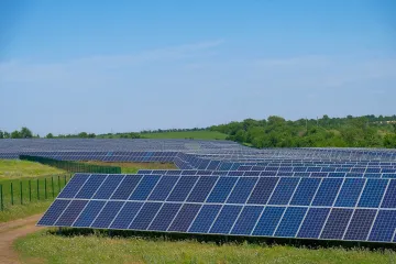 ​На Дніпропетровщині звели ще одну сонячну електростанцію – Валентин Резніченко