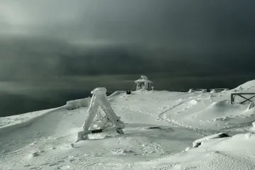 ​З'явилося фото справжньої «зими» у Карпатах