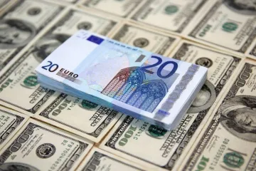 ​Курс Нацбанка на 27 января. Доллар в Украине подешевел на копейку, евро - на 4