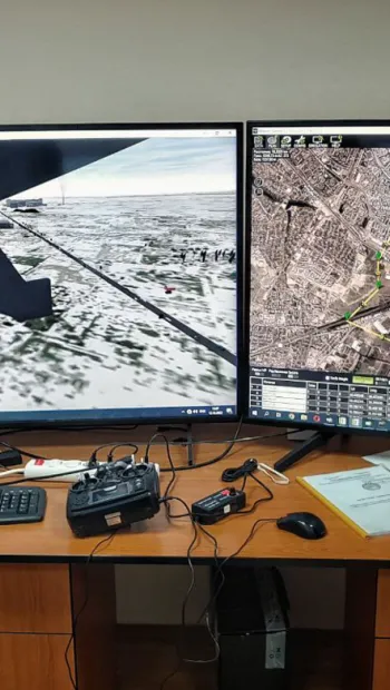 ​Симулятор - це потужний інструмент у підготовці пілотів аеророзвідників. Навчаючись у Global Drone Academy, аеророзвідники обов'язково проходять заняття на симуляторі з максимальною імітацією реальних умов
