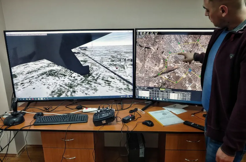 Симулятор - це потужний інструмент у підготовці пілотів аеророзвідників. Навчаючись у Global Drone Academy, аеророзвідники обов'язково проходять заняття на симуляторі з максимальною імітацією реальних умов
