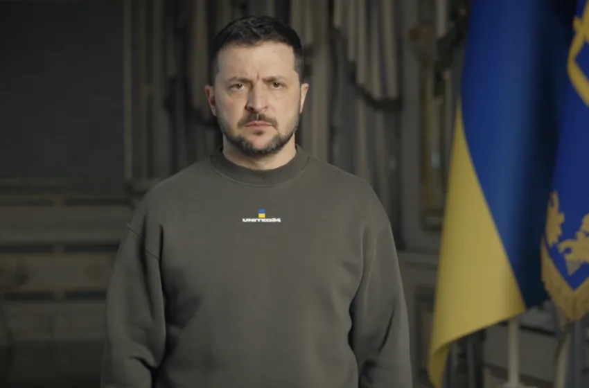 Не можна бути подумки далеко від війни, підтримуйте наших бійців завжди, коли це можливо – звернення Президента України