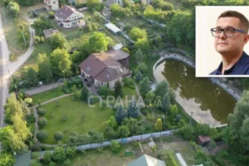 ​Дом, где живет глава СБУ. У Баканова в резиденции под Киевом персональное озеро и красивый сад