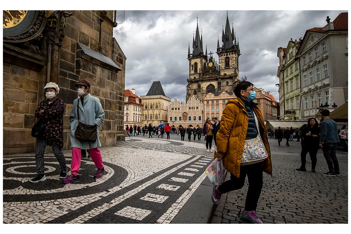 Пандемія COVID-19: Чехія запровадить комендантську годину