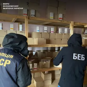 ​Підроблені парфуми на Одещині: суд наклав арешт на майно вартістю 115 млн грн