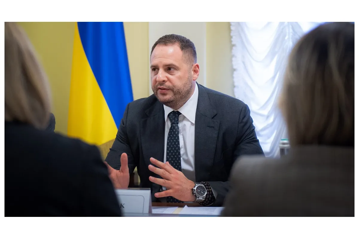 Керівник ОП Андрій Єрмак: «Позиція України незмінна - держава ніколи не вела переговори з так званими ДНР, ЛНР, сепаратистами, терористами – і не буде їх вести»