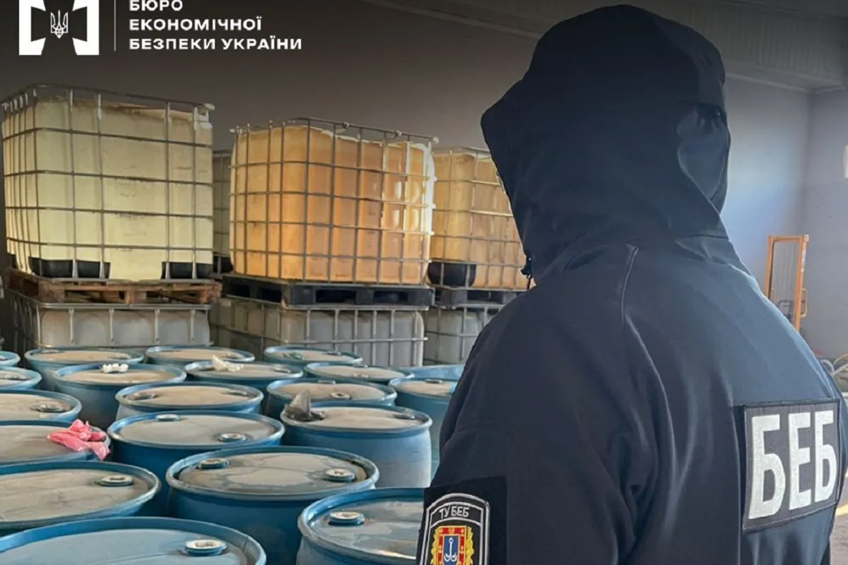 БЕБ на Одещині вилучило цигарки та алкоголь більш як на 10 млн грн