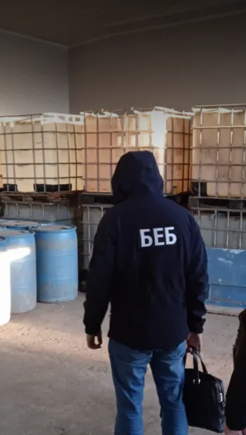 ​БЕБ на Одещині вилучило контрафактні цигарки та алкоголь більш як на 10 млн грн