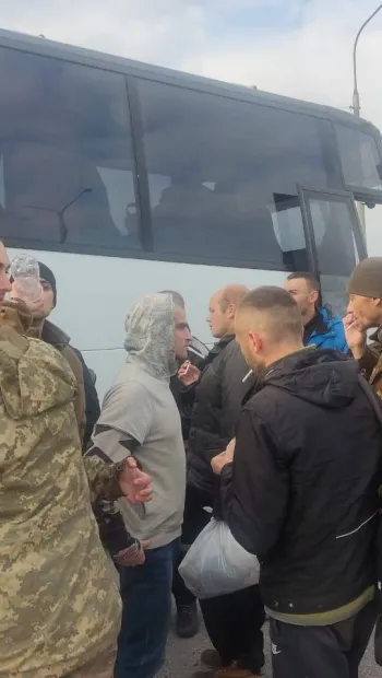 ​“Україна повернула з російського полону 52 людей — офіцерів, медиків, сержантів та солдат”, – повідомив керівник ОП Єрмак