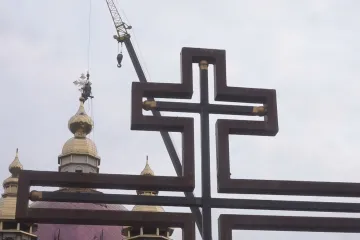 ​Підняття надбанних хрестів Свято-Андріївського собору